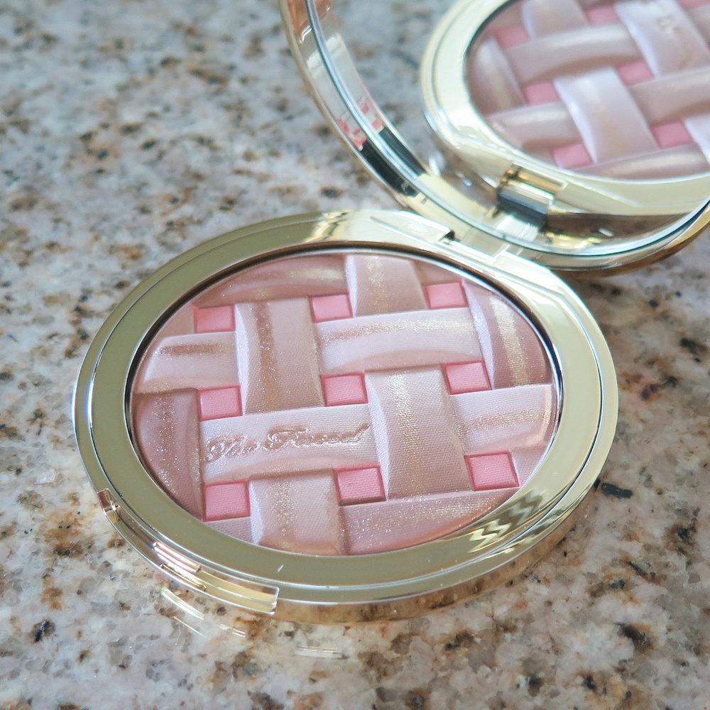 TOO FACED Sweetie Pie Radiant Matte Bronzer